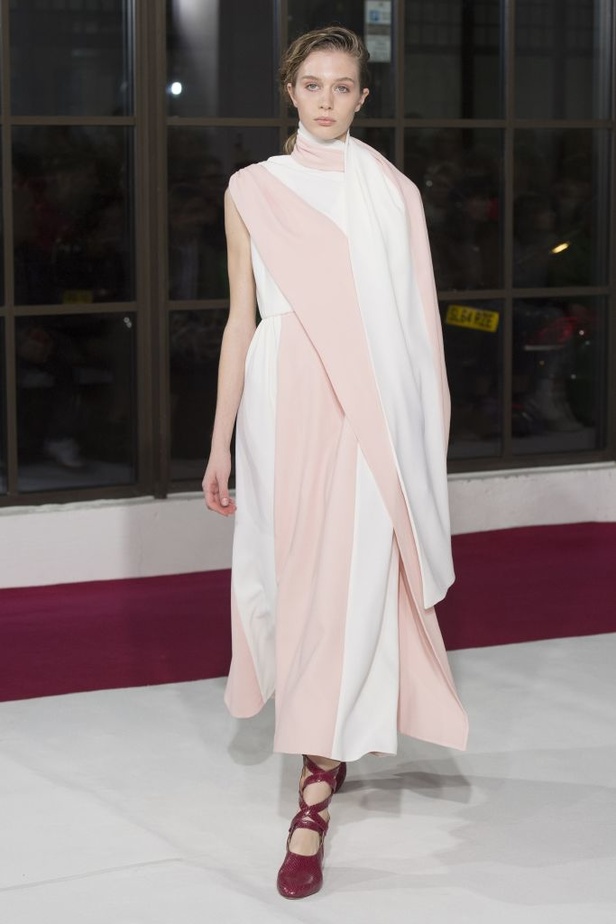 مجموعة Emilia Wickstead لخريف 2018