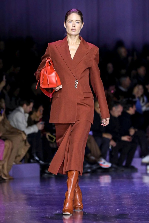 عرض مجموعة BOSS FW20 