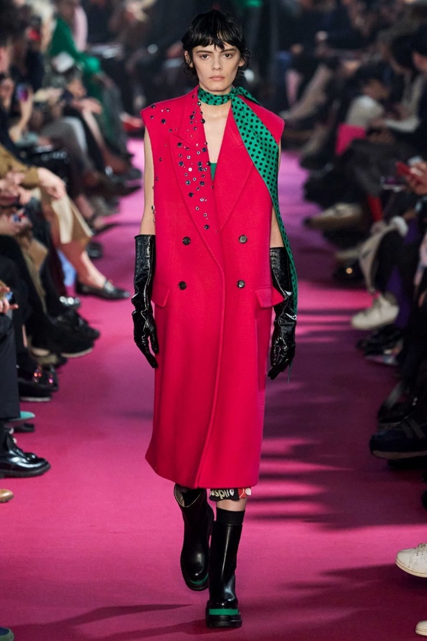 مجموعة الالبسة الجاهزة من  MSGMلخريف وشتاء 2020-2021