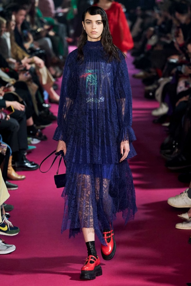 مجموعة الالبسة الجاهزة من  MSGMلخريف وشتاء 2020-2021