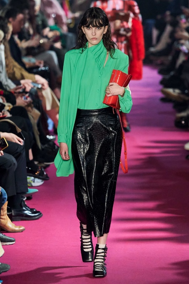 مجموعة الالبسة الجاهزة من  MSGMلخريف وشتاء 2020-2021