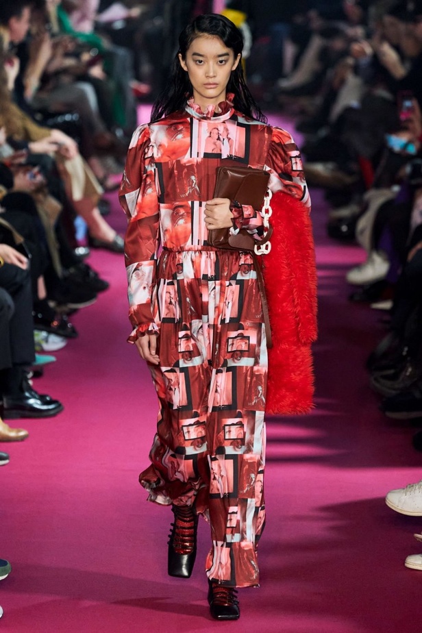 مجموعة الالبسة الجاهزة من  MSGMلخريف وشتاء 2020-2021