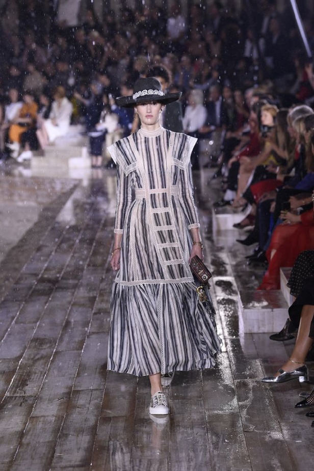 مجموعة ديور كروز 2019... مزيج بين الكلاسيكية والعصرية 