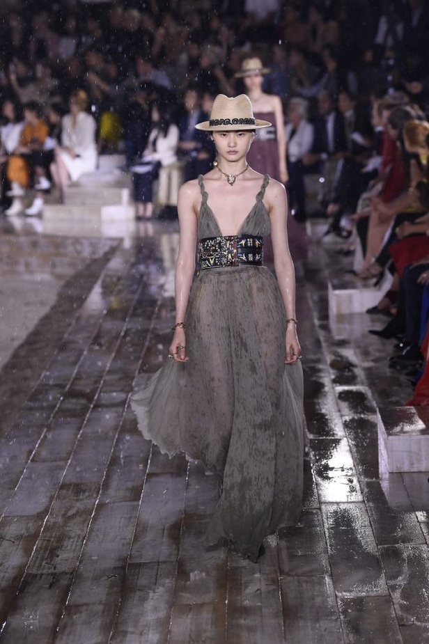 مجموعة ديور كروز 2019... مزيج بين الكلاسيكية والعصرية 