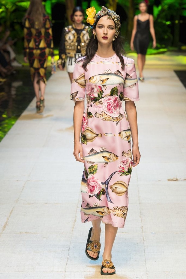 مجموعة Dolce & Gabbana  لربيع وصيف 2017