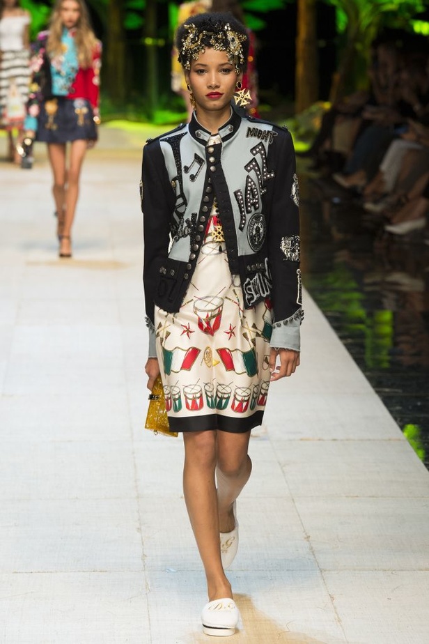 مجموعة Dolce & Gabbana  لربيع وصيف 2017