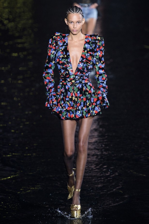 مجموعة Saint Laurent لربيع وصيف 2019