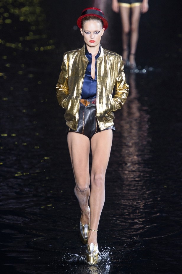 مجموعة Saint Laurent لربيع وصيف 2019