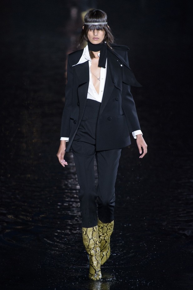 مجموعة Saint Laurent لربيع وصيف 2019