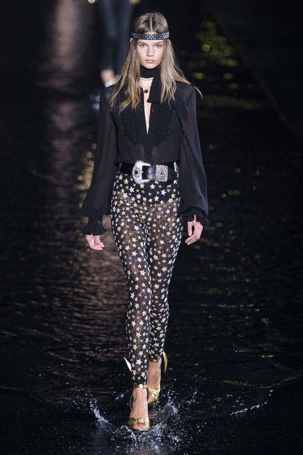 مجموعة Saint Laurent لربيع وصيف 2019