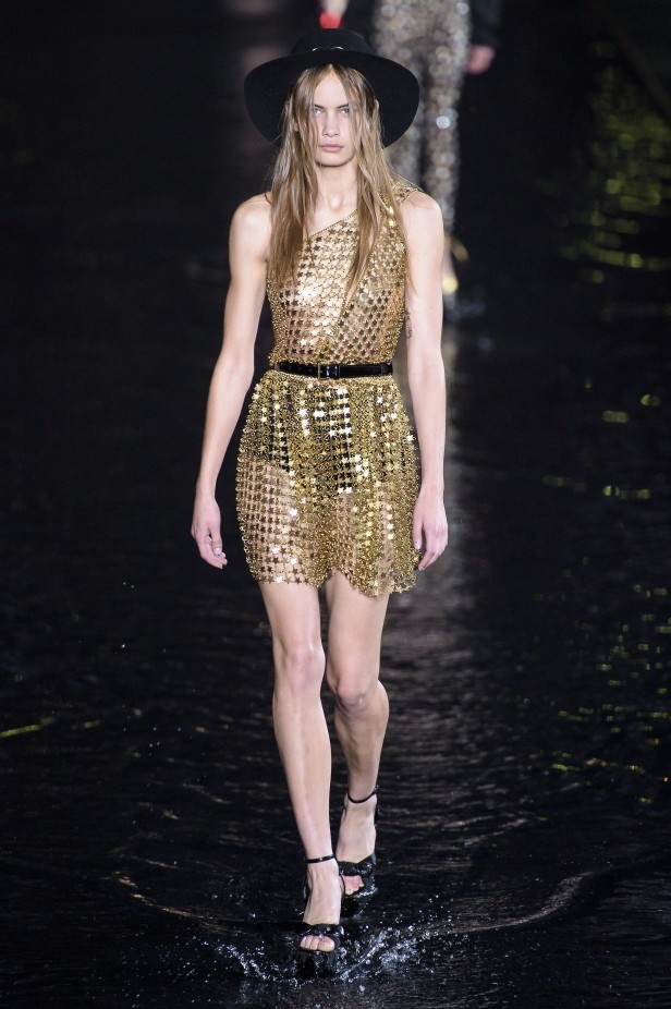 مجموعة Saint Laurent لربيع وصيف 2019