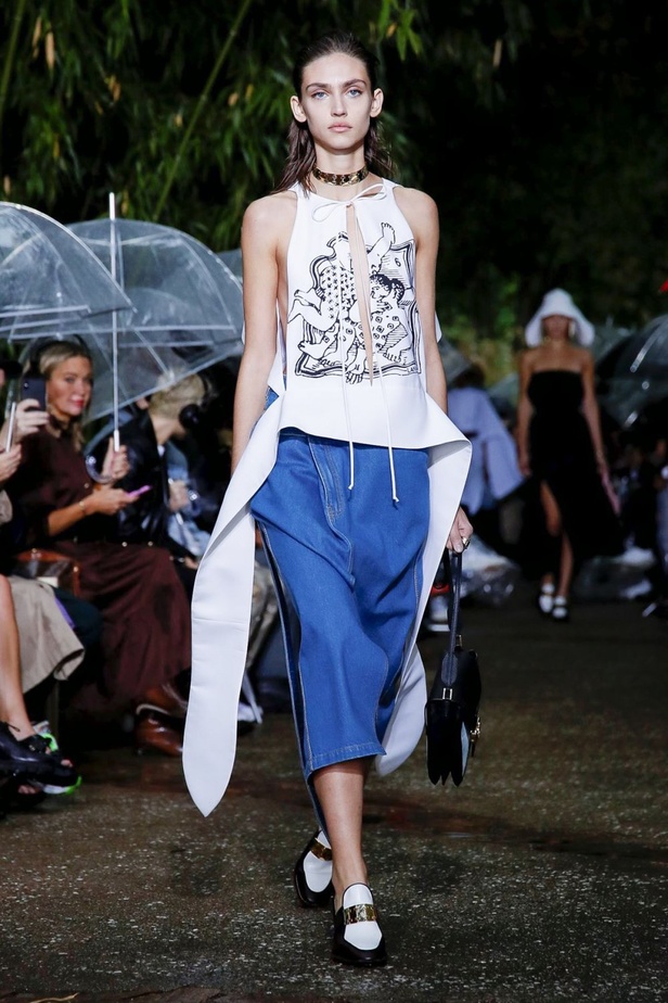 اسبوع الموضة في باريس 2019 عرض أزياء LANVIN لربيع وصيف 2020