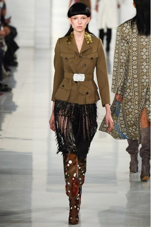 مجموعة فوضويّة وعشوائية لـMaison Margiela في عرض ربيع وصيف 2016