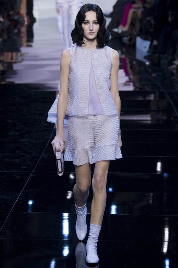 عرض "جورجيو أرماني بريفيه" الفاخر لربيع وصيف 2016