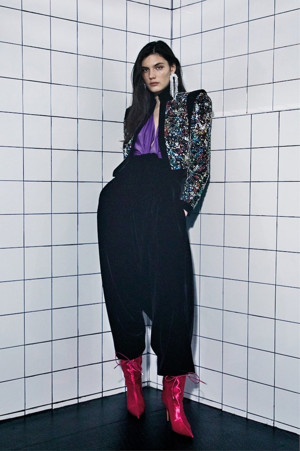 عرض أزياء ألكسندر فوتييه الهوت كوتور لربيع وصيف 2021 ضمن أسبوع الموضة في باريس !