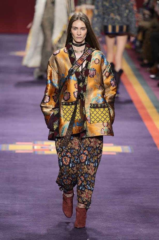 مجموعة متعددة الألوان منEtro  لخريف وشتاء 2017