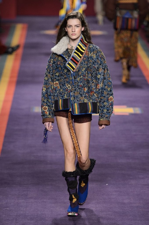 مجموعة متعددة الألوان منEtro  لخريف وشتاء 2017