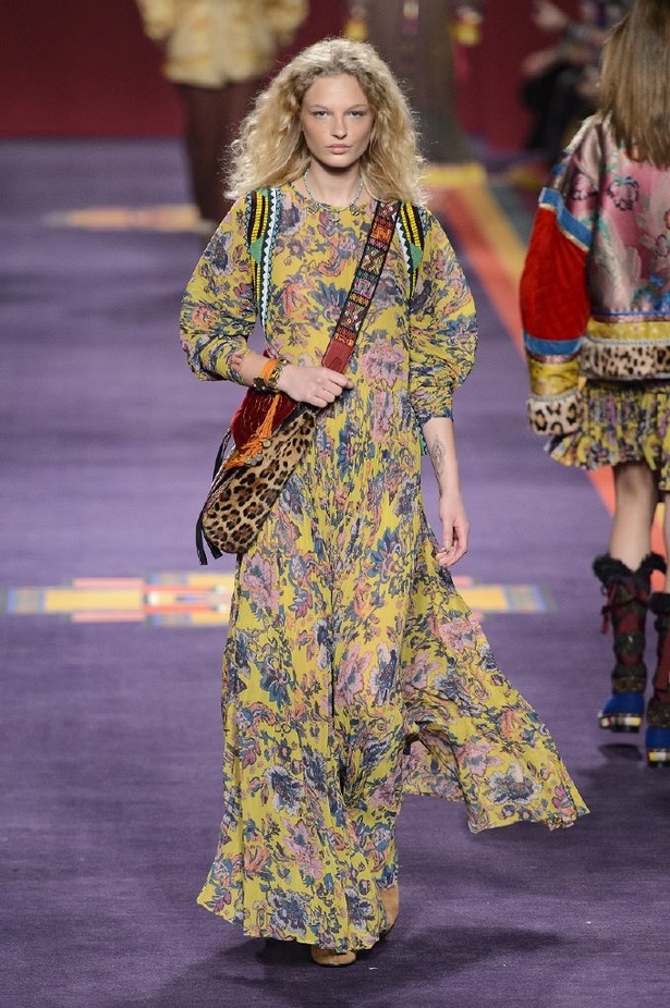 مجموعة متعددة الألوان منEtro  لخريف وشتاء 2017