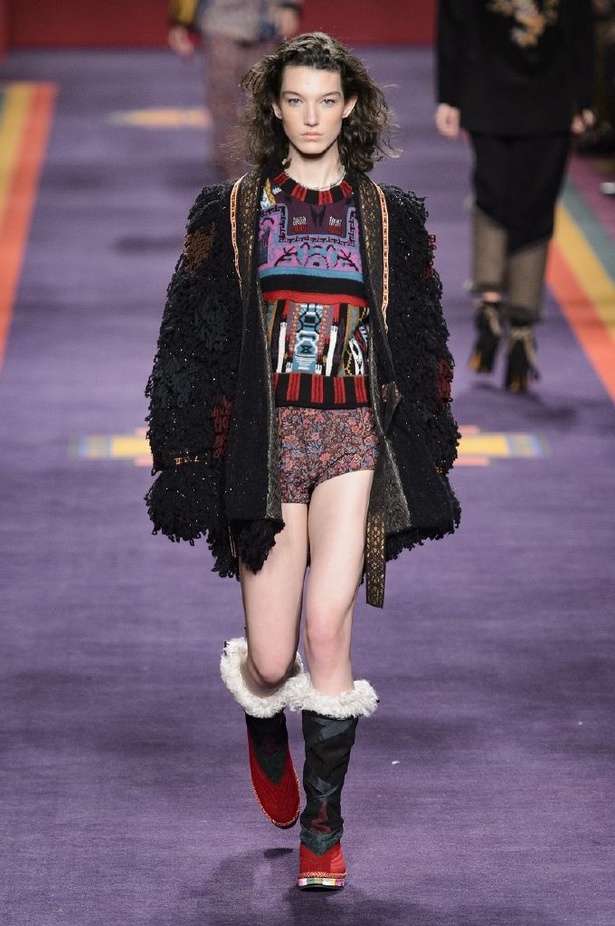 مجموعة متعددة الألوان منEtro  لخريف وشتاء 2017