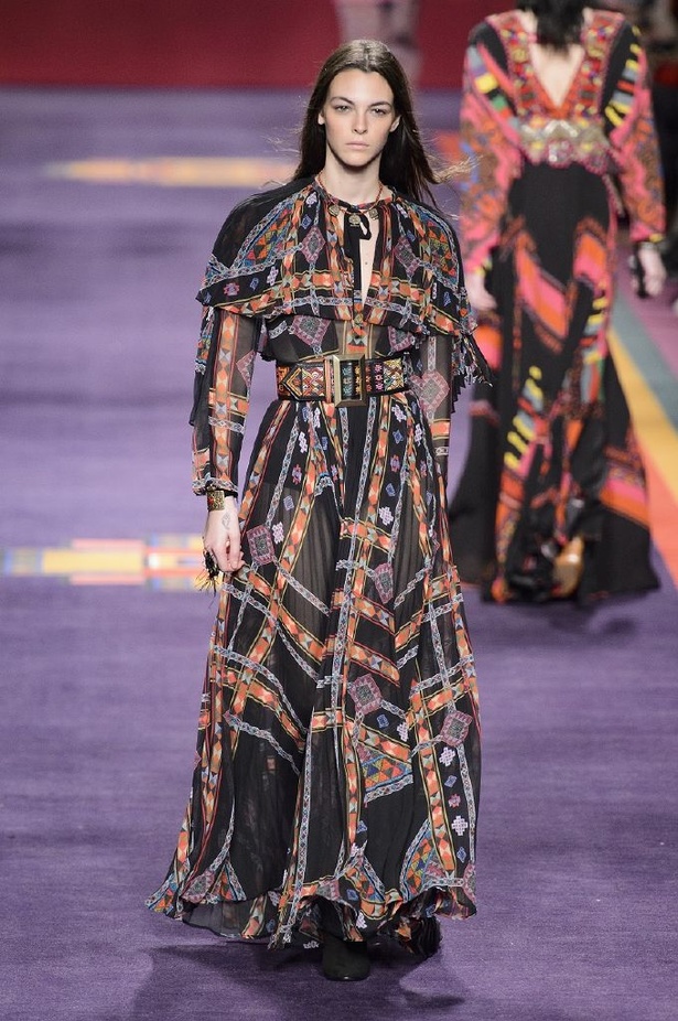 مجموعة متعددة الألوان منEtro  لخريف وشتاء 2017