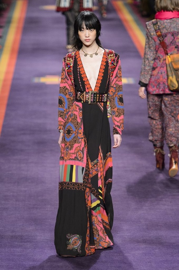 مجموعة متعددة الألوان منEtro  لخريف وشتاء 2017