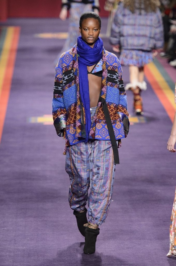 مجموعة متعددة الألوان منEtro  لخريف وشتاء 2017