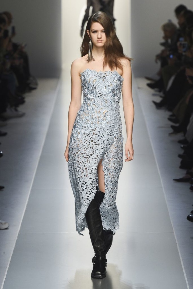 مجموعة Ermanno Scervino للألبسة الجاهزة لخريف و شتاء 2018