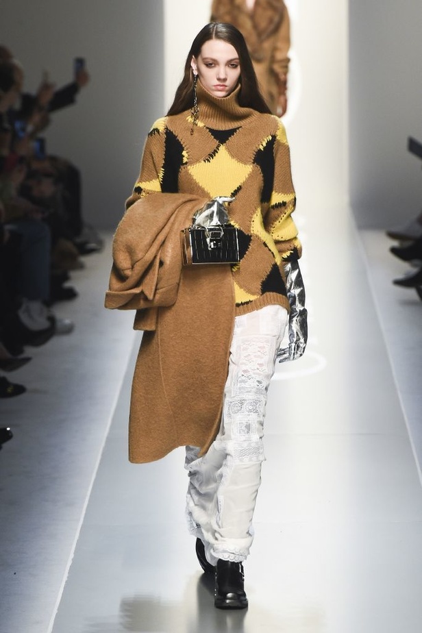 مجموعة Ermanno Scervino للألبسة الجاهزة لخريف و شتاء 2018