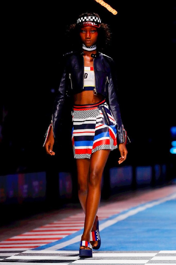 مجموعة Tommy Hilfiger للألبسة الجاهزة لربيع و صيف 2018