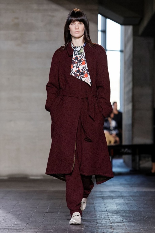 عرض أزياء Roland Mouret لخريف وشتاء 2019