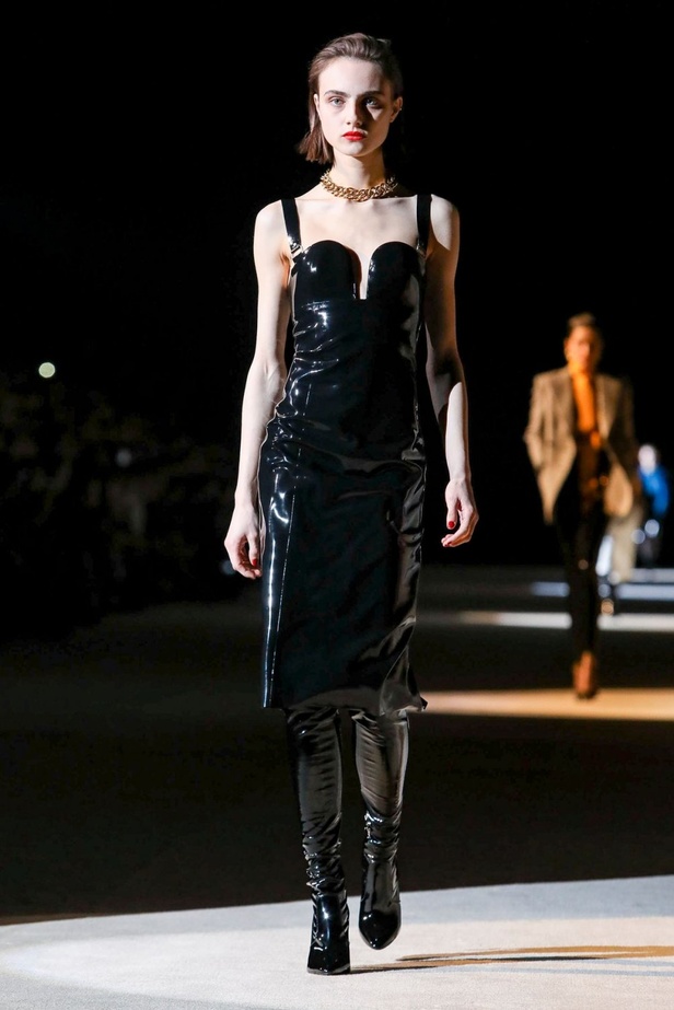 مجموعة سان لوران خريف وشتاء 2020-2021 من باريس