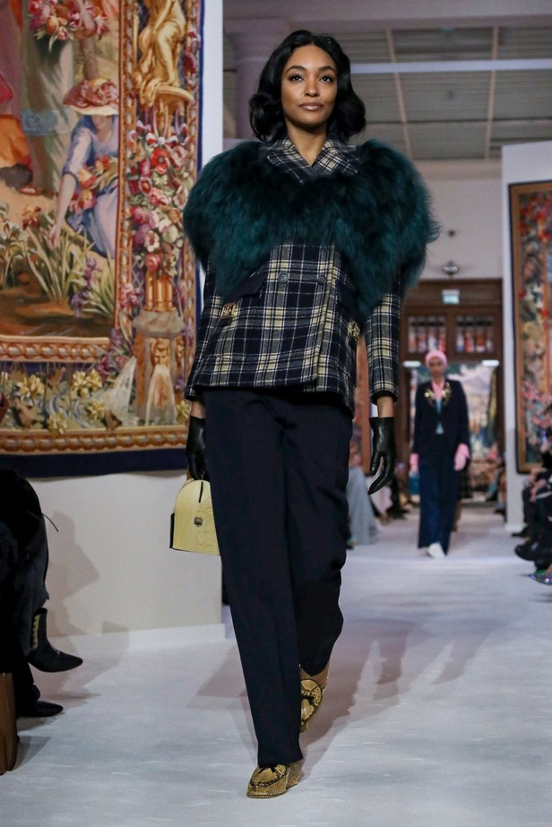 عرض مجموعة Lanvin FW20 في باريس 