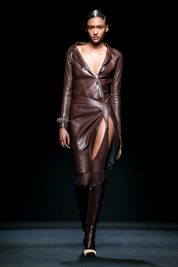 مجموعة Mugler لموسم خريف وشتاء 2020-2021