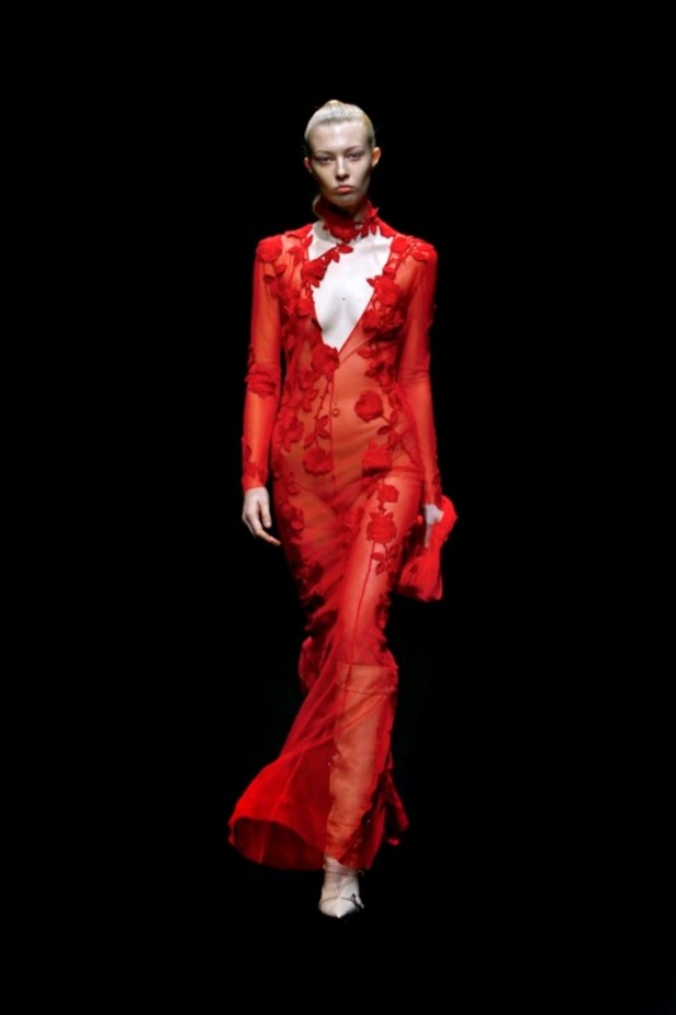 عرض أزياء BLUMARINE لخريف وشتاء 2021 في ميلانو