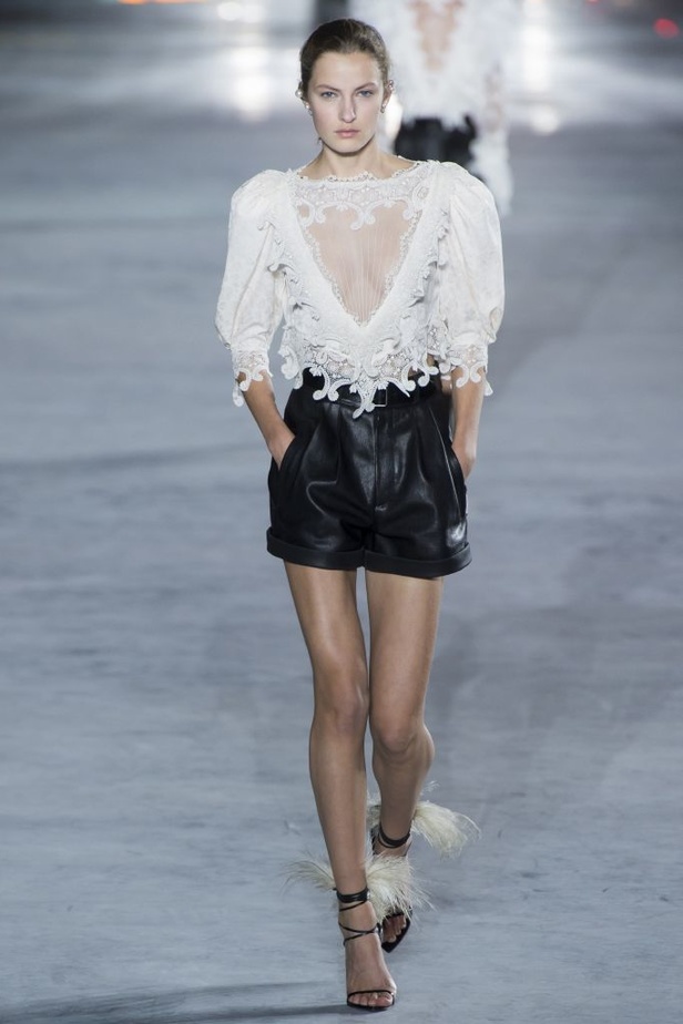 مجموعة Saint Laurent لموسمي ربيع وصيف 2018!