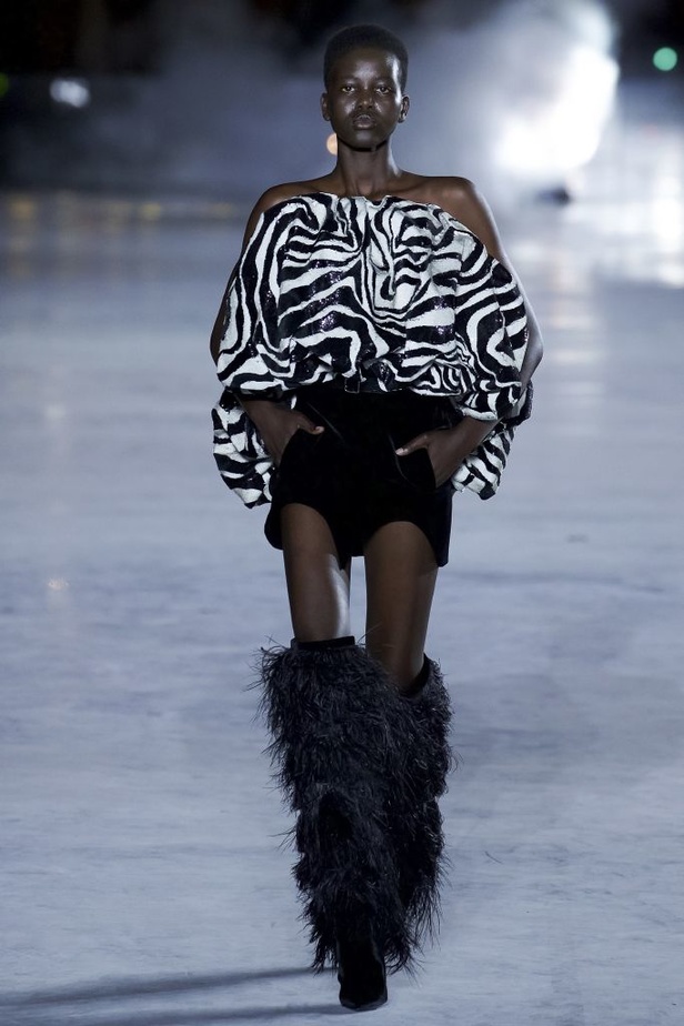 مجموعة Saint Laurent لموسمي ربيع وصيف 2018!