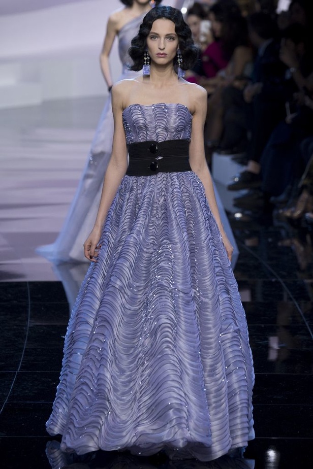 عرض "جورجيو أرماني بريفيه" الفاخر لربيع وصيف 2016