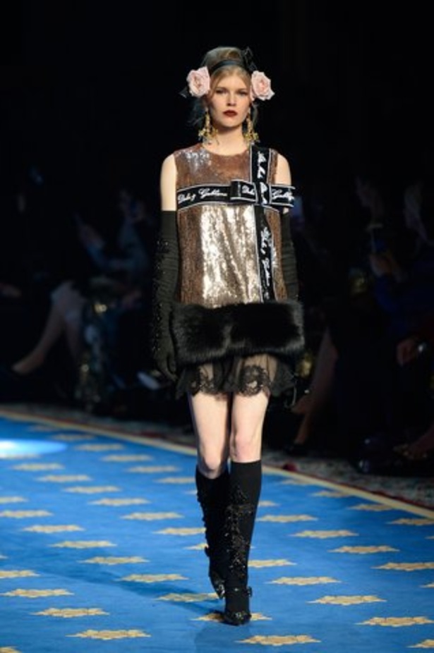 فساتين سهرة منفوخة في عرض دولتشي آند غابانا التامودا