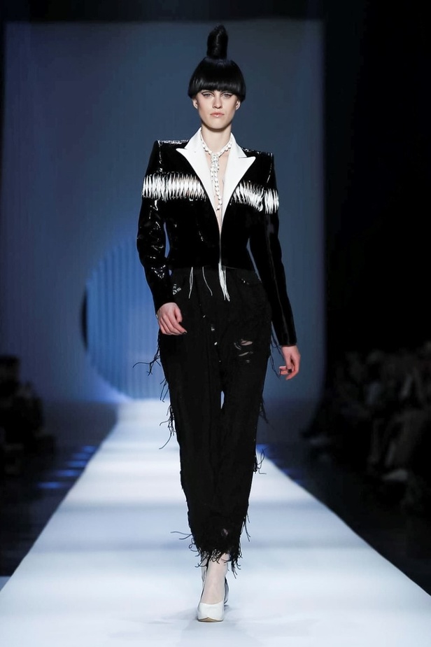 مجموعة جان بول غوتييه للهوت كوتور لربيع وصيف 2018