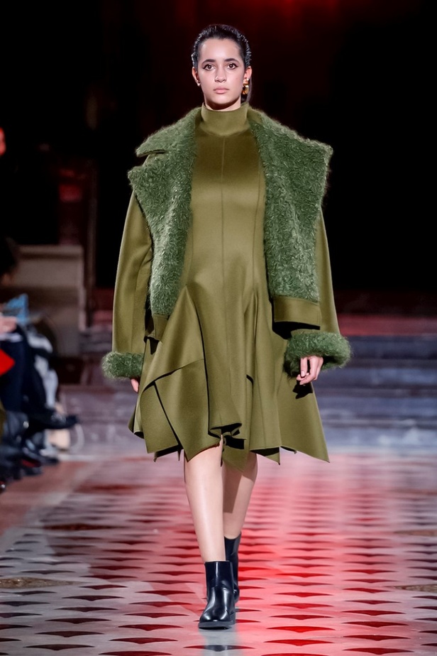 مجموعة ربيع كيروز للهوت كوتور لربيع وصيف 2018