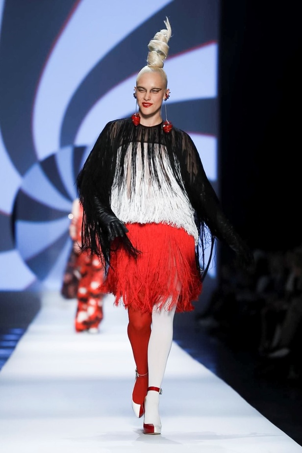 مجموعة جان بول غوتييه للهوت كوتور لربيع وصيف 2018