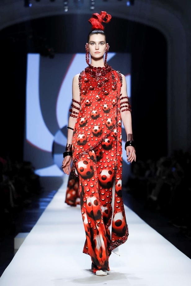 مجموعة جان بول غوتييه للهوت كوتور لربيع وصيف 2018