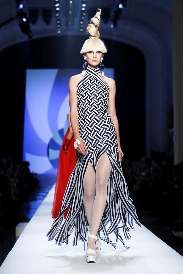 مجموعة جان بول غوتييه للهوت كوتور لربيع وصيف 2018