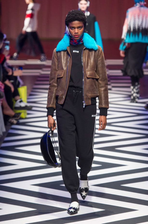 عرض أزياء Msgm لخريف وشتاء 2017