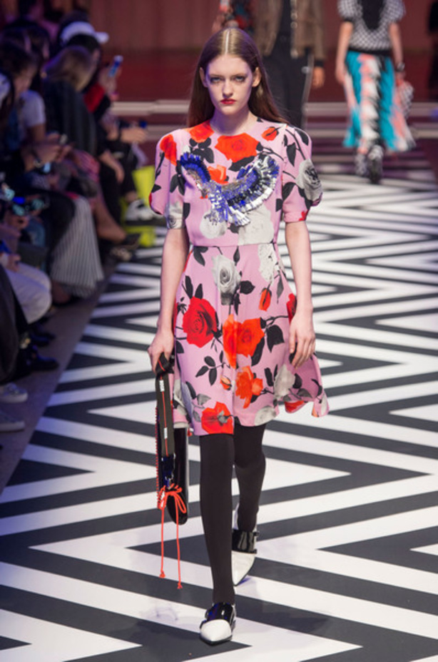 عرض أزياء Msgm لخريف وشتاء 2017