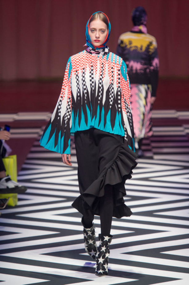 عرض أزياء Msgm لخريف وشتاء 2017