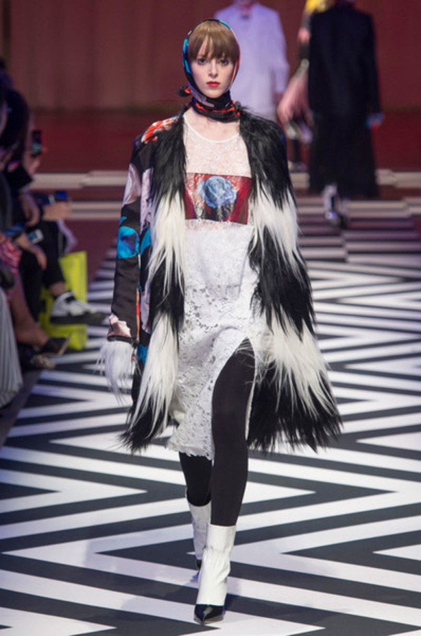 عرض أزياء Msgm لخريف وشتاء 2017