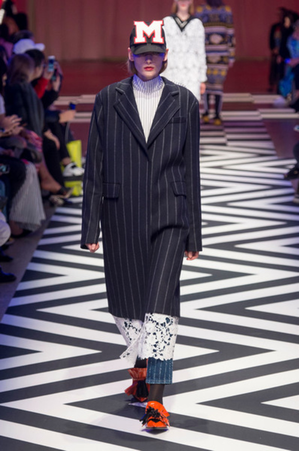 عرض أزياء Msgm لخريف وشتاء 2017