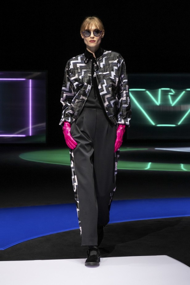 عرض أزياء  Emporio Armani لخريف وشتاء 2021-2022