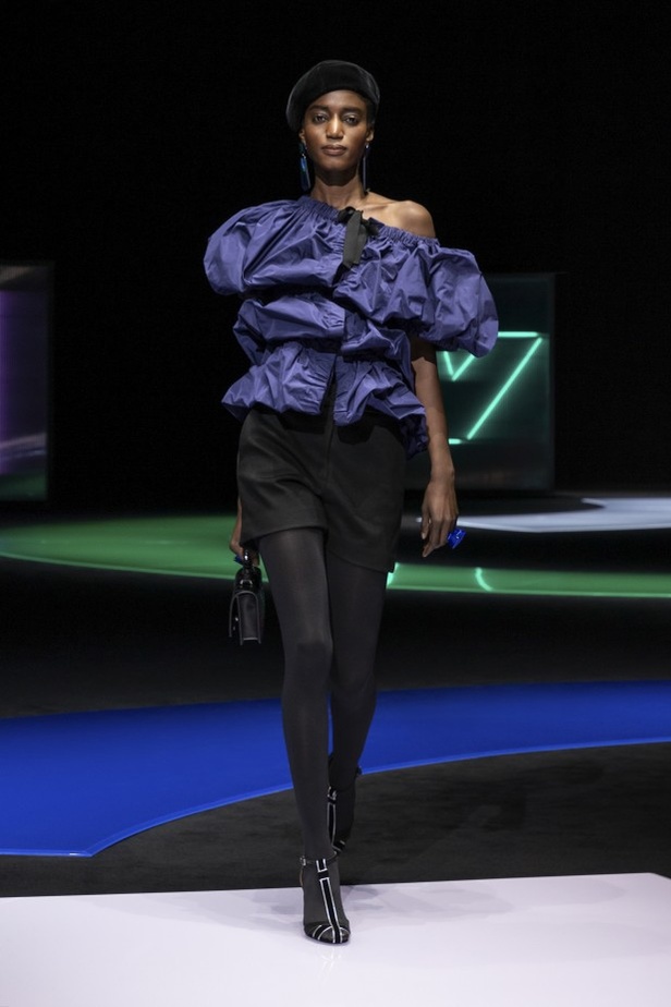 عرض أزياء  Emporio Armani لخريف وشتاء 2021-2022